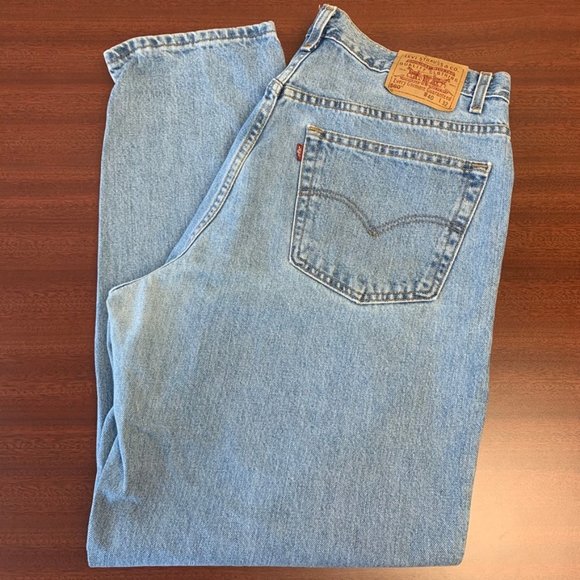 Levi's Denim - Vintage Men's 560 Levi's High Rise Mom Jeans